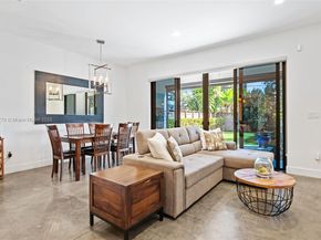 1226 NE 11th Ave, Fort Lauderdale FL 33304