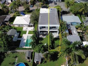 1226 NE 11th Ave, Fort Lauderdale FL 33304