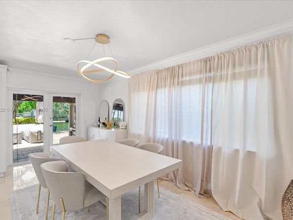 3220 NE 164th St, North Miami Beach FL 33160