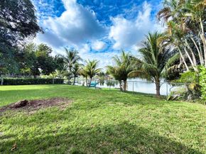 6340 W 14th Ave, Hialeah FL 33012