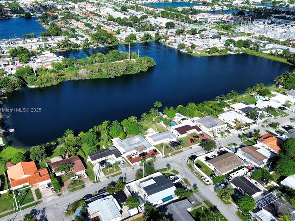 6340 W 14th Ave, Hialeah FL 33012