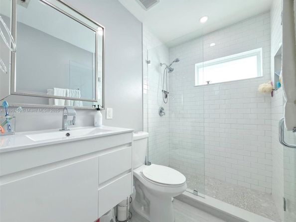 6340 W 14th Ave, Hialeah FL 33012