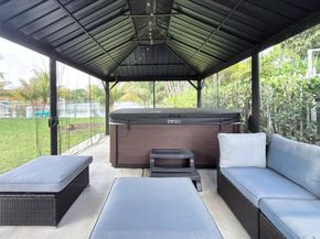 6340 W 14th Ave, Hialeah FL 33012