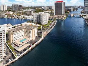 111 Golden Isles Dr G4, Hallandale Beach FL 33009