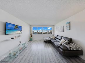 111 Golden Isles Dr G4, Hallandale Beach FL 33009