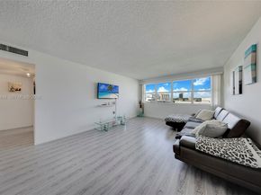 111 Golden Isles Dr G4, Hallandale Beach FL 33009