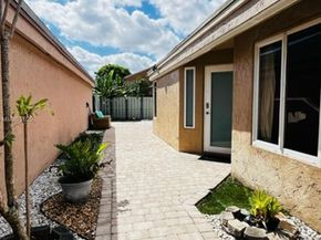 3460 NW 21st St, Coconut Creek FL 33066