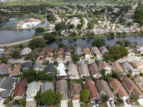 3460 NW 21st St, Coconut Creek FL 33066