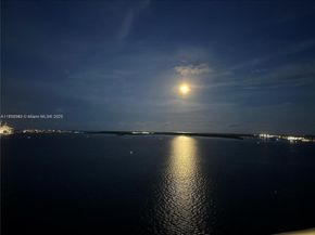 900 Brickell Key Blvd 1502, Miami FL 33131