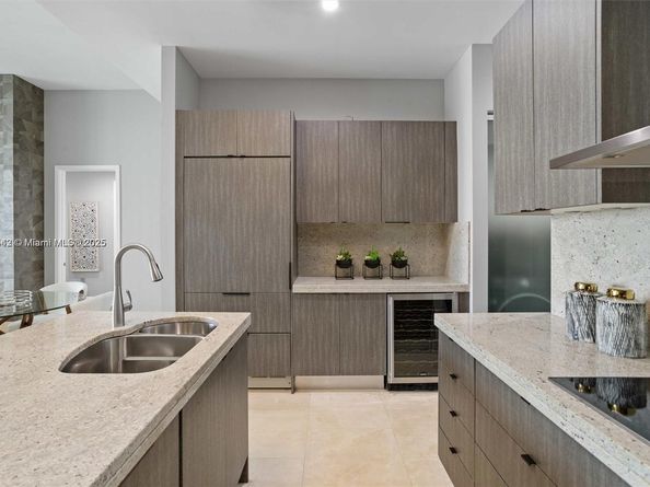 900 Brickell Key Blvd 1502, Miami FL 33131