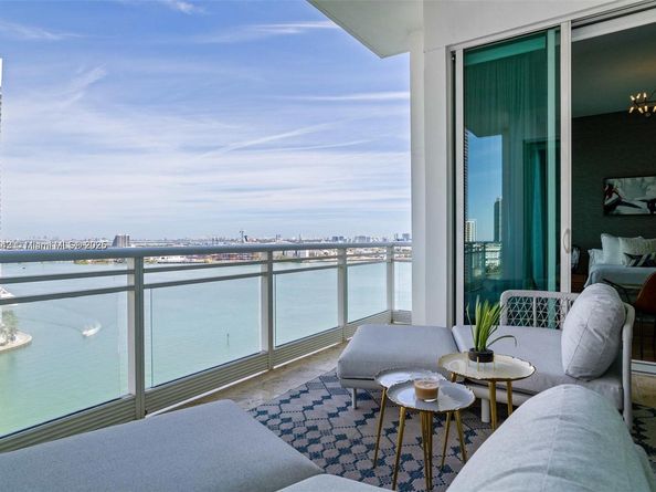 900 Brickell Key Blvd 1502, Miami FL 33131