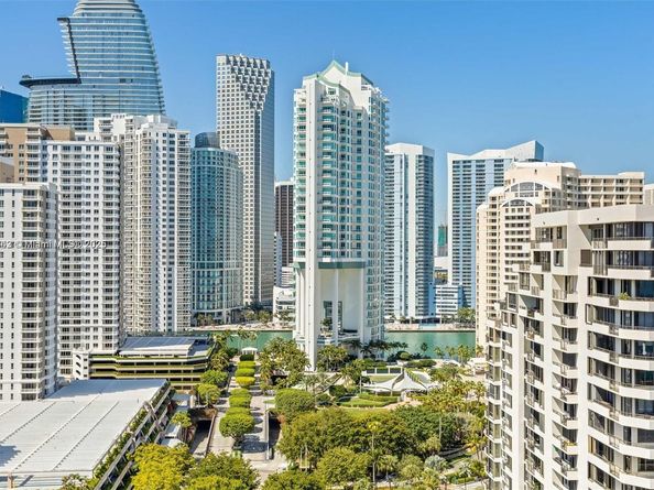 900 Brickell Key Blvd 1502, Miami FL 33131
