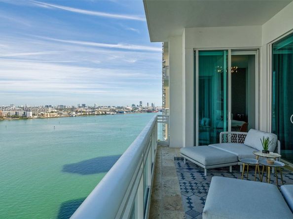 900 Brickell Key Blvd 1502, Miami FL 33131