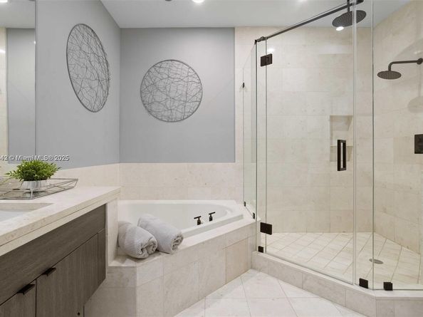 900 Brickell Key Blvd 1502, Miami FL 33131