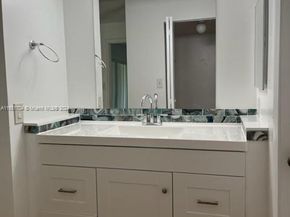 14020 SW 90th Ter 14020, Miami FL 33186