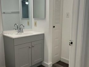14020 SW 90th Ter 14020, Miami FL 33186