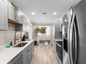 5817 NW 70th Ave, Tamarac FL 33321