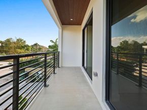 1321 NE 13th Ave, Fort Lauderdale FL 33304