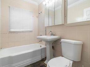 1125 NE 10th Ave, Fort Lauderdale FL 33304