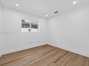 6621 Ficus Dr, Miramar FL 33023