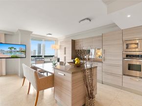 3530 Mystic Pointe Dr 1714, Aventura FL 33180