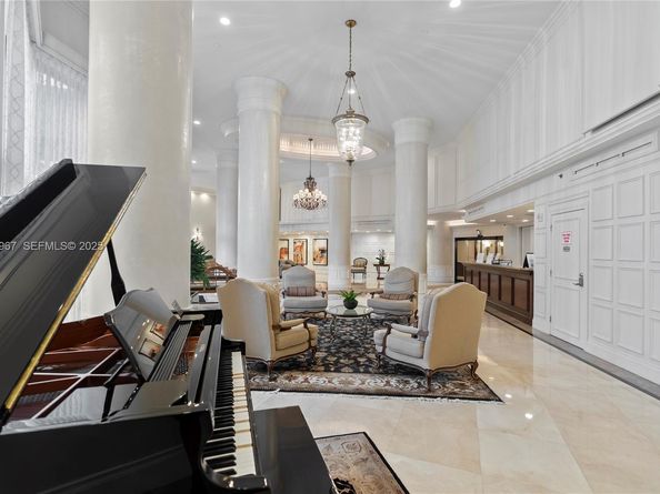 3530 Mystic Pointe Dr 1714, Aventura FL 33180