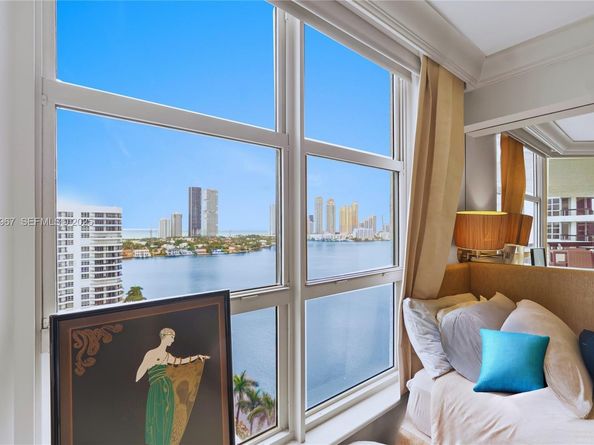 3530 Mystic Pointe Dr 1714, Aventura FL 33180