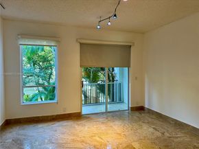 3700 Island Blvd C202, Aventura FL 33160