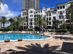 3700 Island Blvd C202, Aventura FL 33160