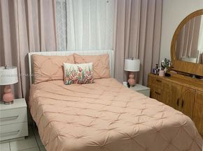 9405 W Flagler St D105, Miami FL 33174