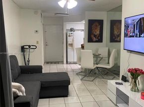 9405 W Flagler St D105, Miami FL 33174