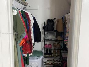 9405 W Flagler St D105, Miami FL 33174