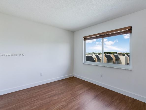 7765 SW 86th St F2405, Miami FL 33143