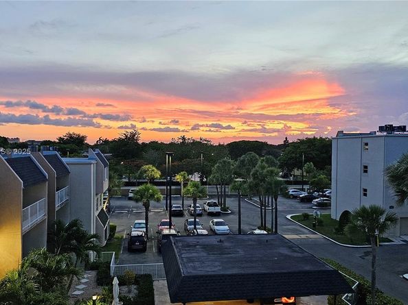 7765 SW 86th St F2405, Miami FL 33143