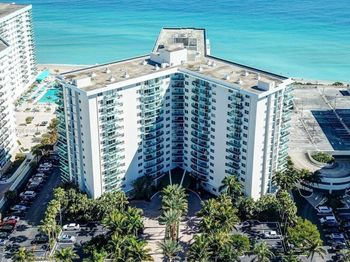 3901 S Ocean Dr