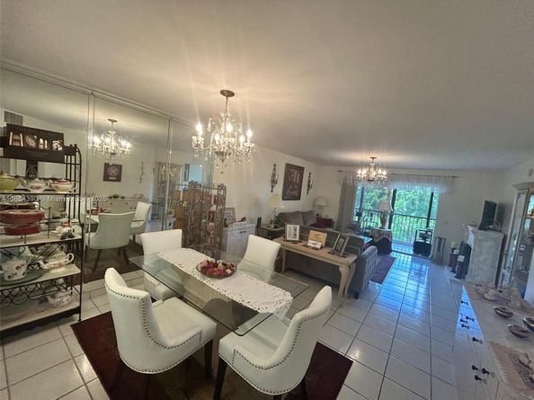 12550 SW 15th St 303E, Pembroke Pines FL 33027