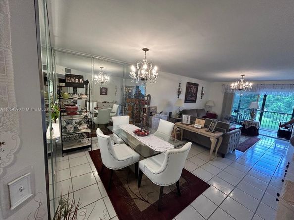 12550 SW 15th St 303E, Pembroke Pines FL 33027