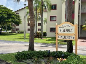 12550 SW 15th St 303E, Pembroke Pines FL 33027