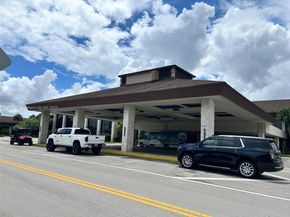 12550 SW 15th St 303E, Pembroke Pines FL 33027