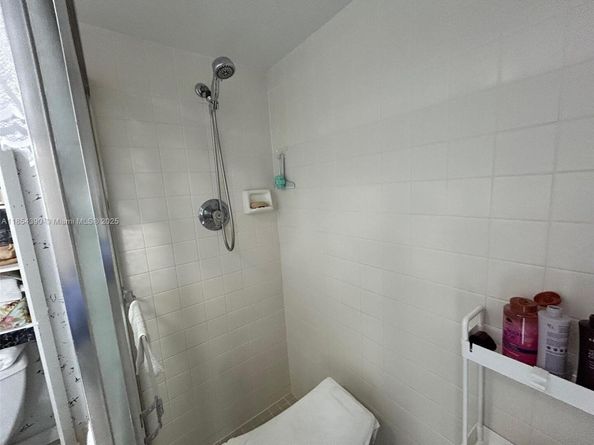 12550 SW 15th St 303E, Pembroke Pines FL 33027