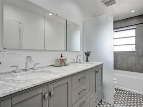 20101 NE 20th Ct, Miami FL 33179