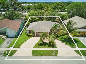 7420 SW 14th Pl, North Lauderdale FL 33068