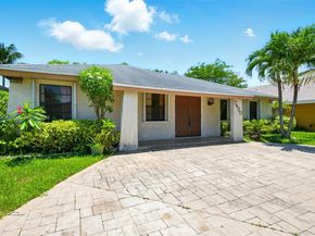 7420 SW 14th Pl, North Lauderdale FL 33068