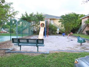 3987 NW 87th Ave 3987, Sunrise FL 33351