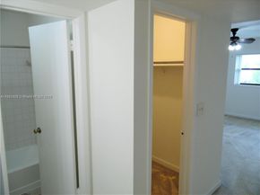 3987 NW 87th Ave 3987, Sunrise FL 33351