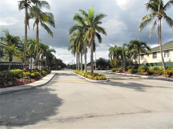 3987 NW 87th Ave 3987, Sunrise FL 33351