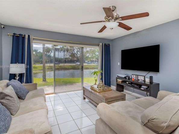 3571 NW 95th Ter 701, Sunrise FL 33351