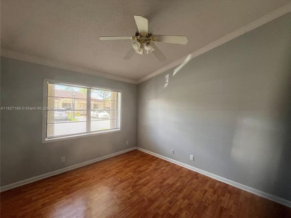 6298 NW 170th Ln, Hialeah FL 33015