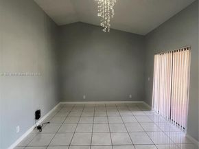 6298 NW 170th Ln, Hialeah FL 33015