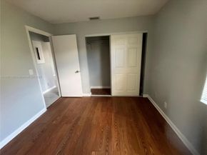 6298 NW 170th Ln, Hialeah FL 33015